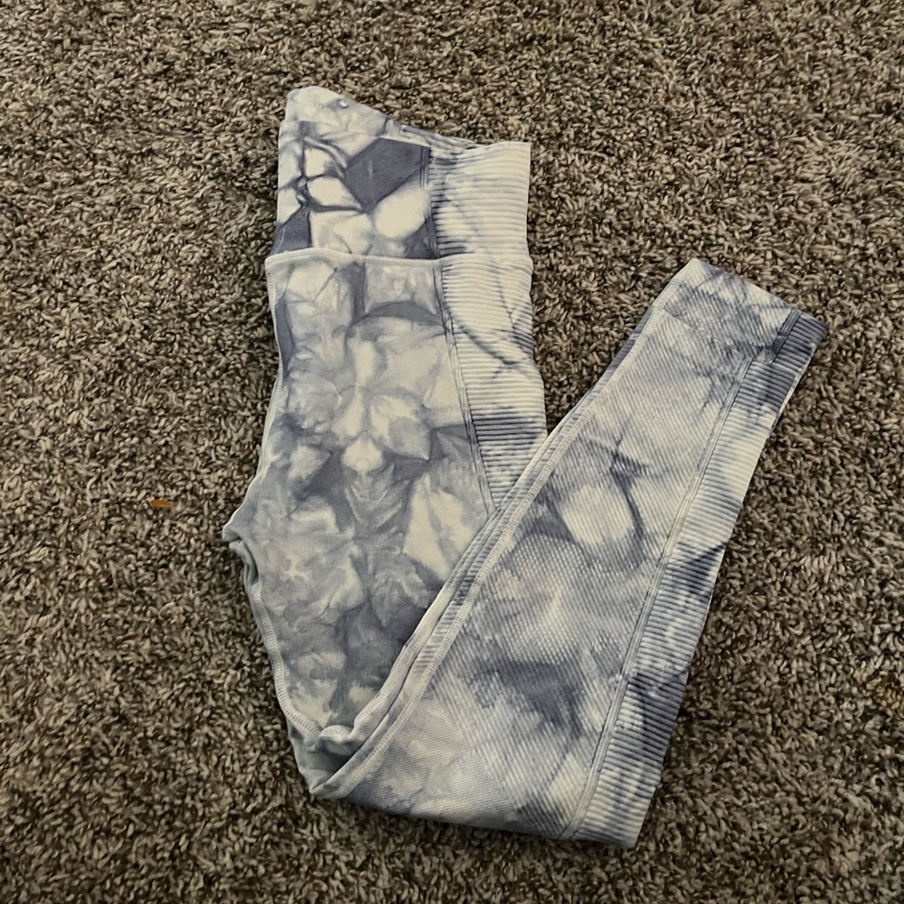 AERIE tie dye offline leggings
